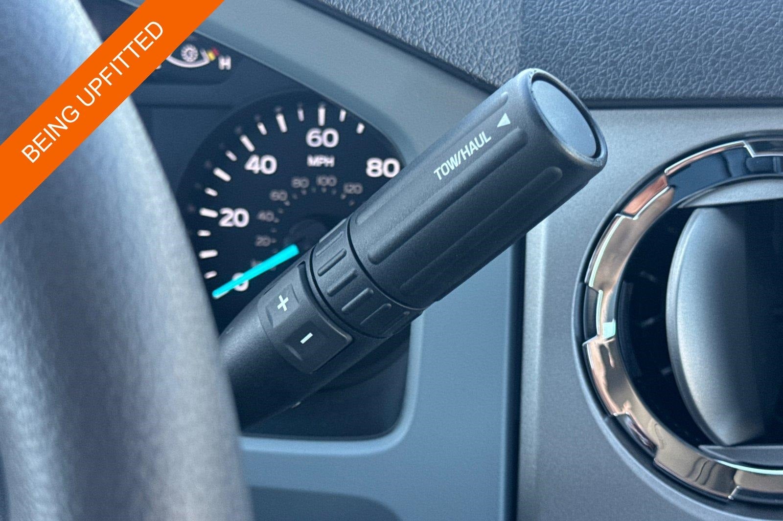 2026 Ford F-650SD Base 5/7 Yard Rugby Dump