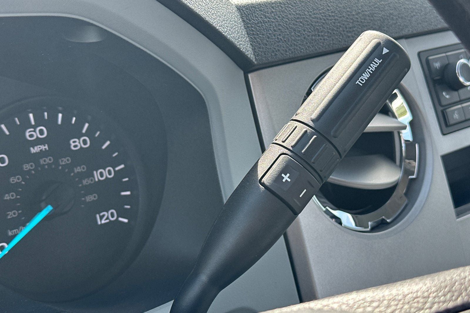 2027 Ford F-650SD Base