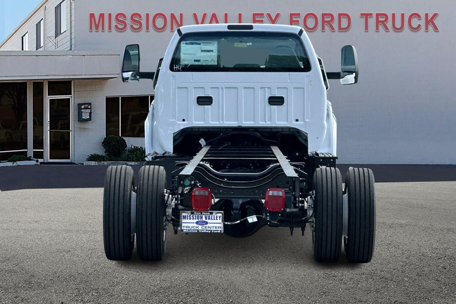 2027 Ford F-650SD Base
