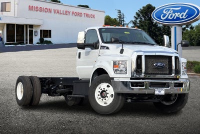 2027 Ford F-650SD Base