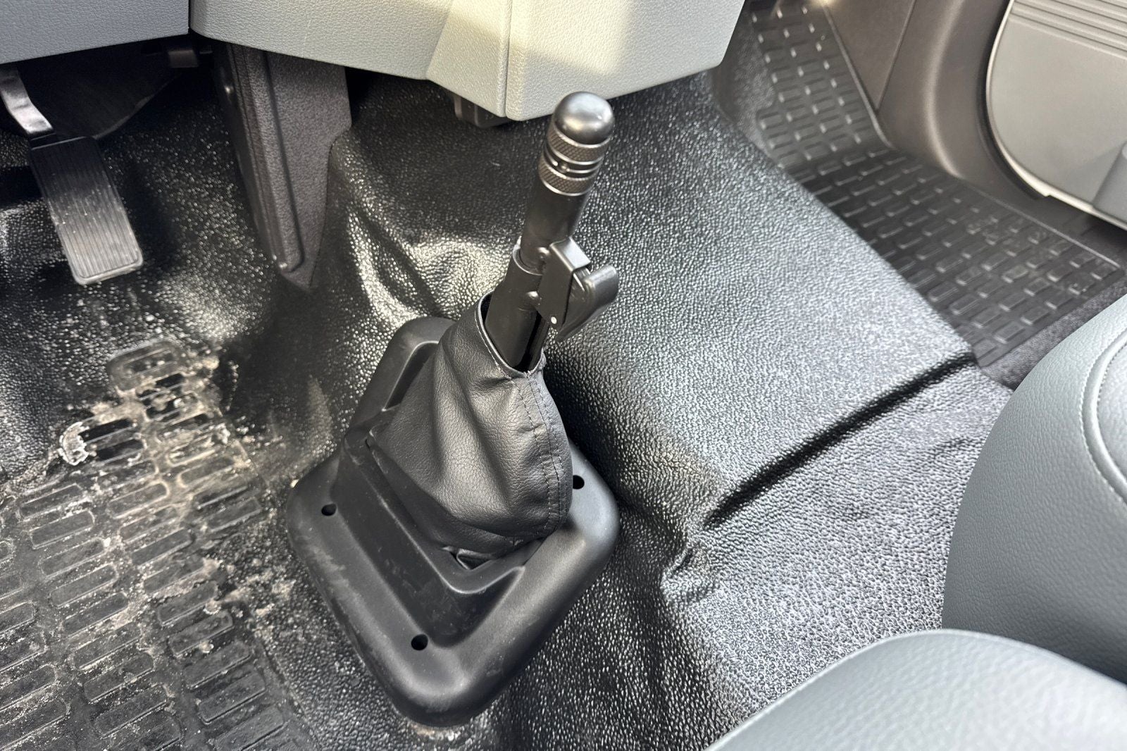 2027 Ford F-650SD Base