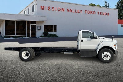 2027 Ford F-650SD Base