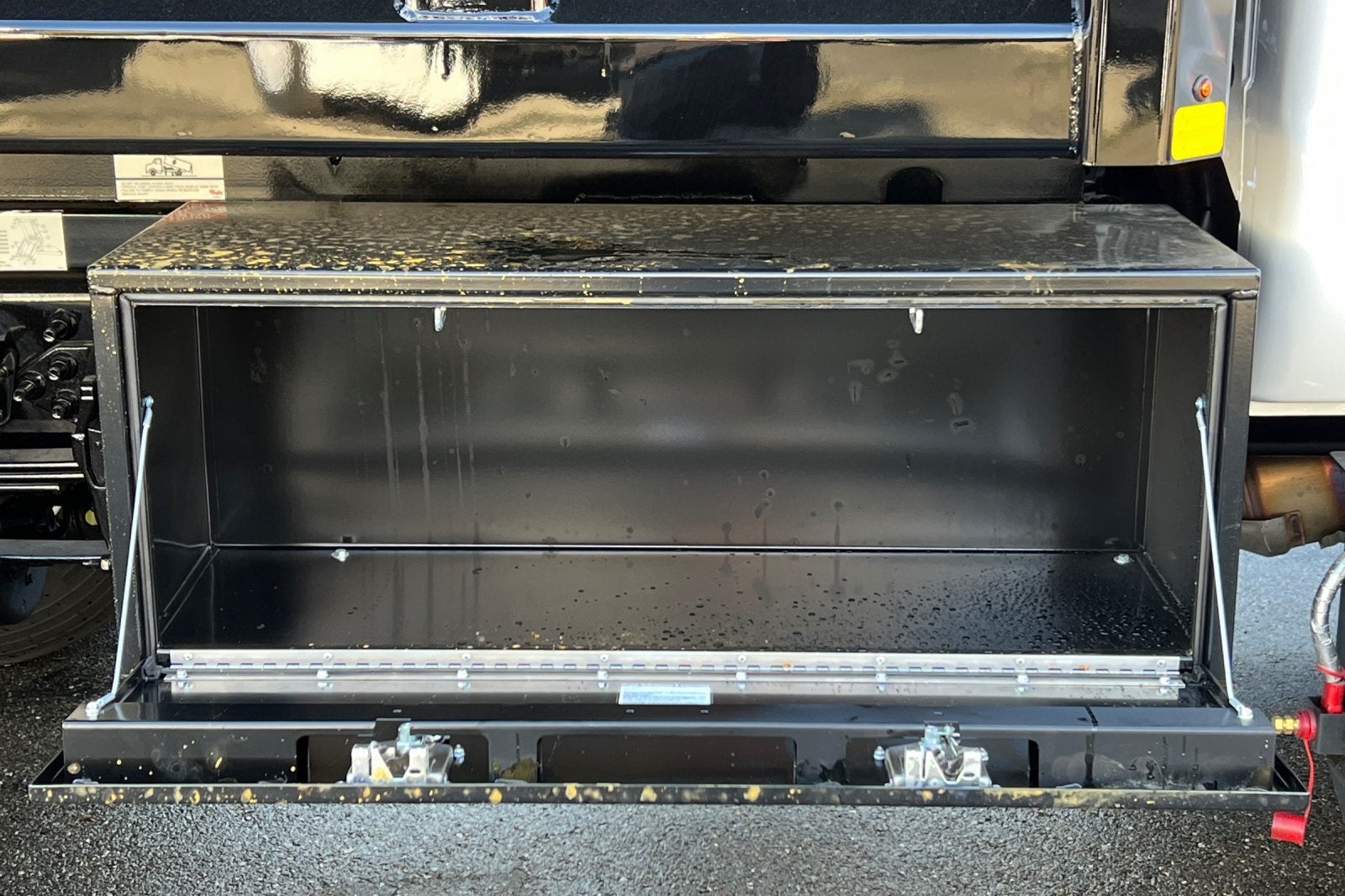 2026 Ford F-650SD Base 5/7 Yard Rugby Dump Body