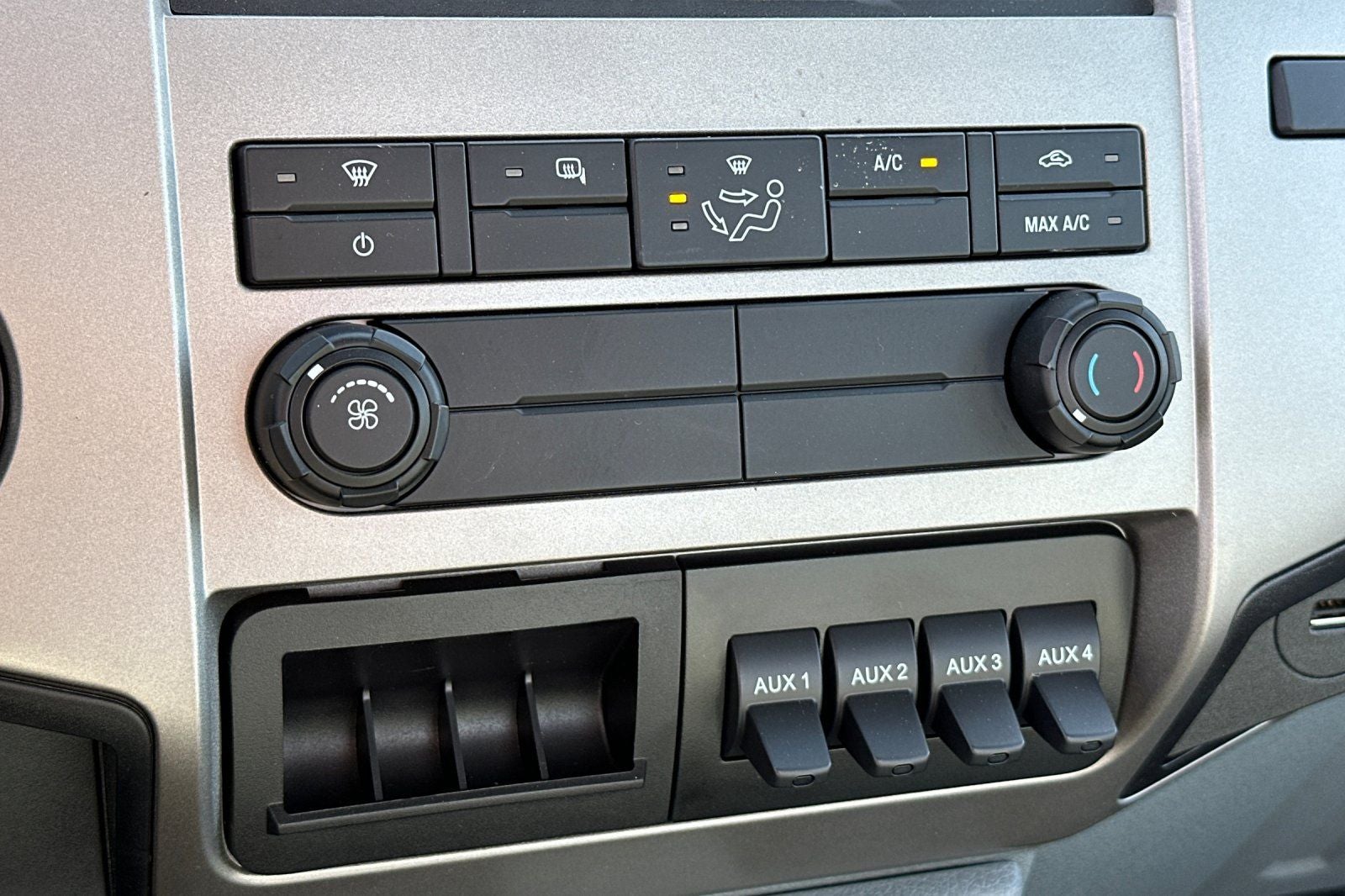 2027 Ford F-650SD Base