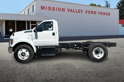 2027 Ford F-650SD Base