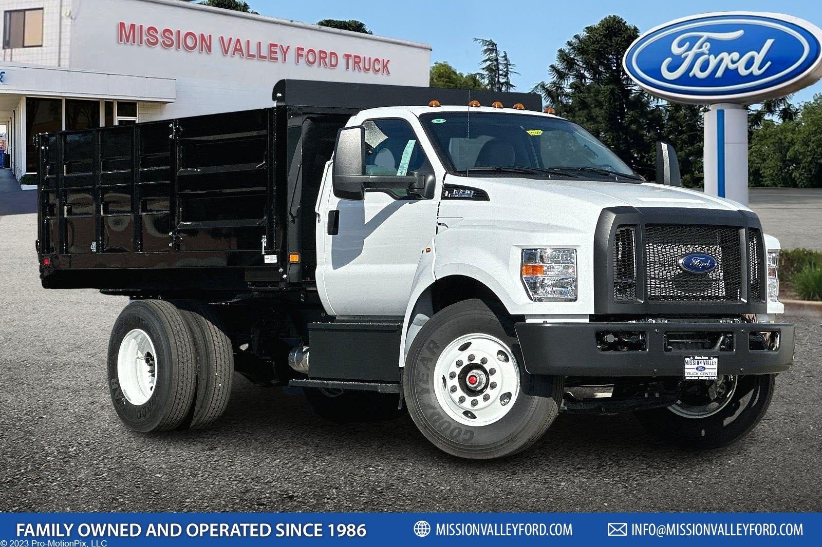 2024 Ford F-650SD Base 12' Knapheide Landscaper Body