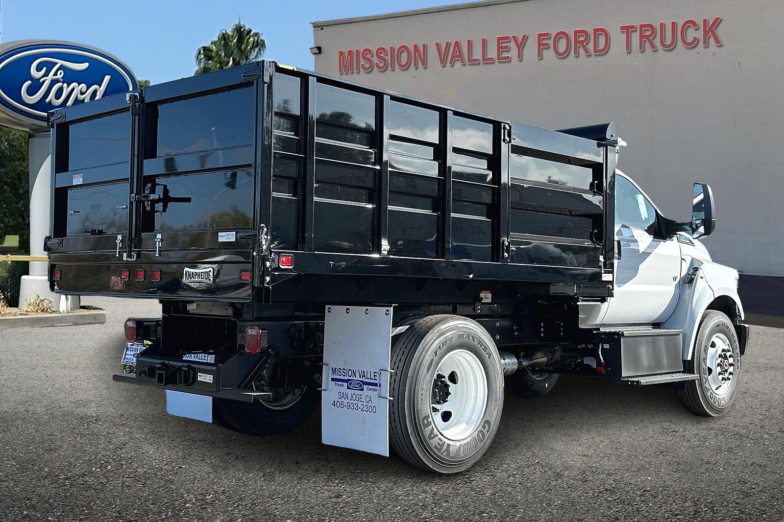 2024 Ford F-650SD Base 12' Knapheide Landscaper Body