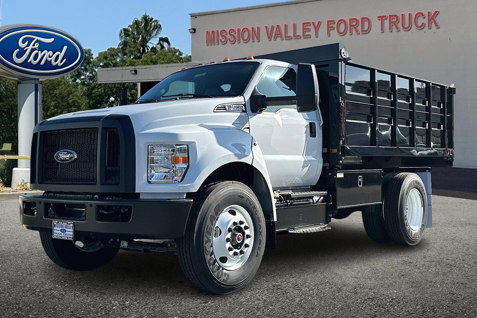2024 Ford F-650SD Base 12' Knapheide Landscaper Body