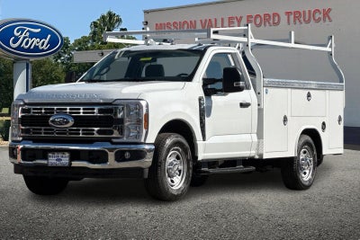 2025 Ford F-350SD XL 9' Royal Service Body