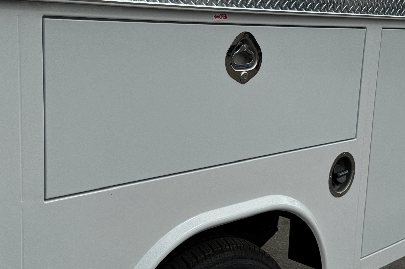 2025 Ford F-350SD XL 9' Royal Service Body