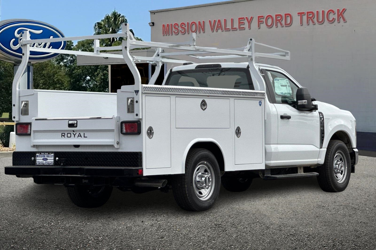 2025 Ford F-350SD XL 9' Royal Service Body