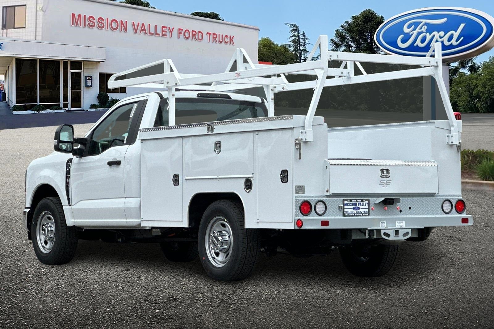 2025 Ford F-350SD XL 9' Scelzi Service Body