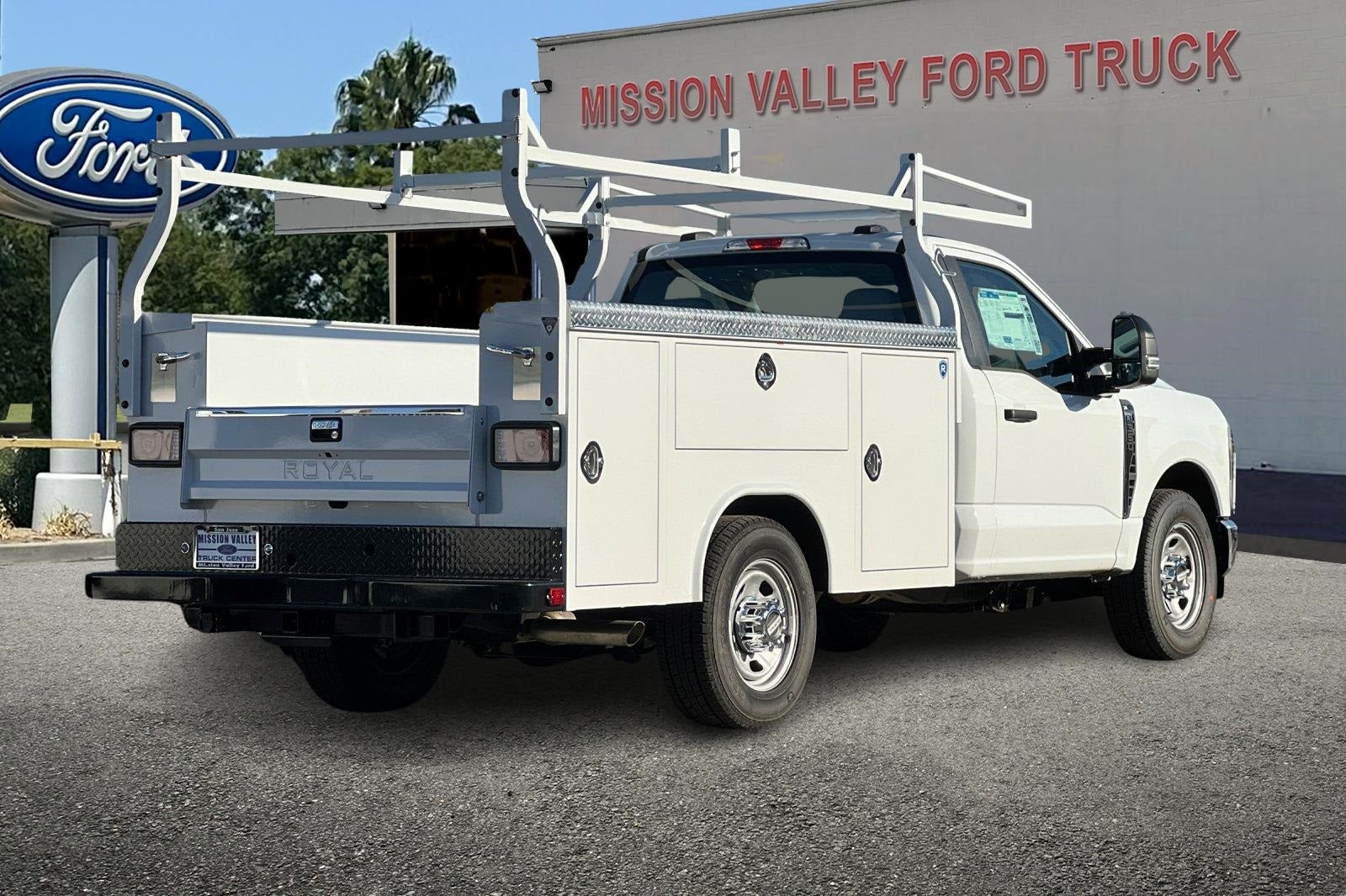 2025 Ford F-350SD XL 2D Standard Cab 9' Royal Service Body