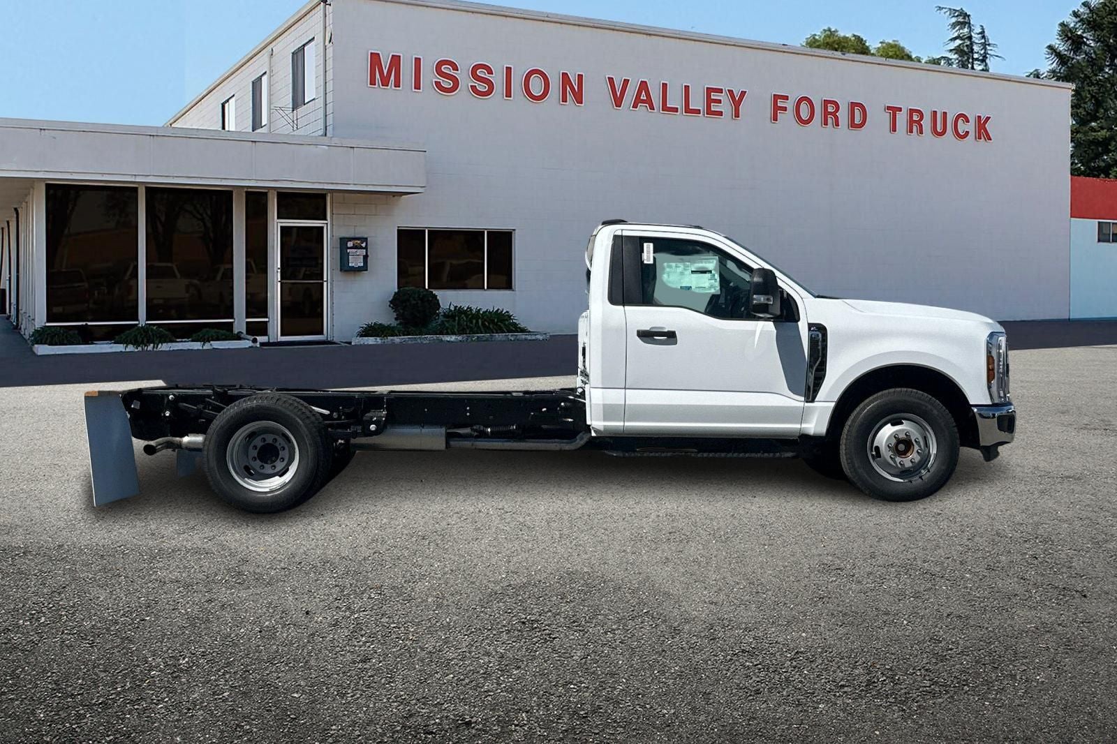 2026 Ford F-350SD XL DRW