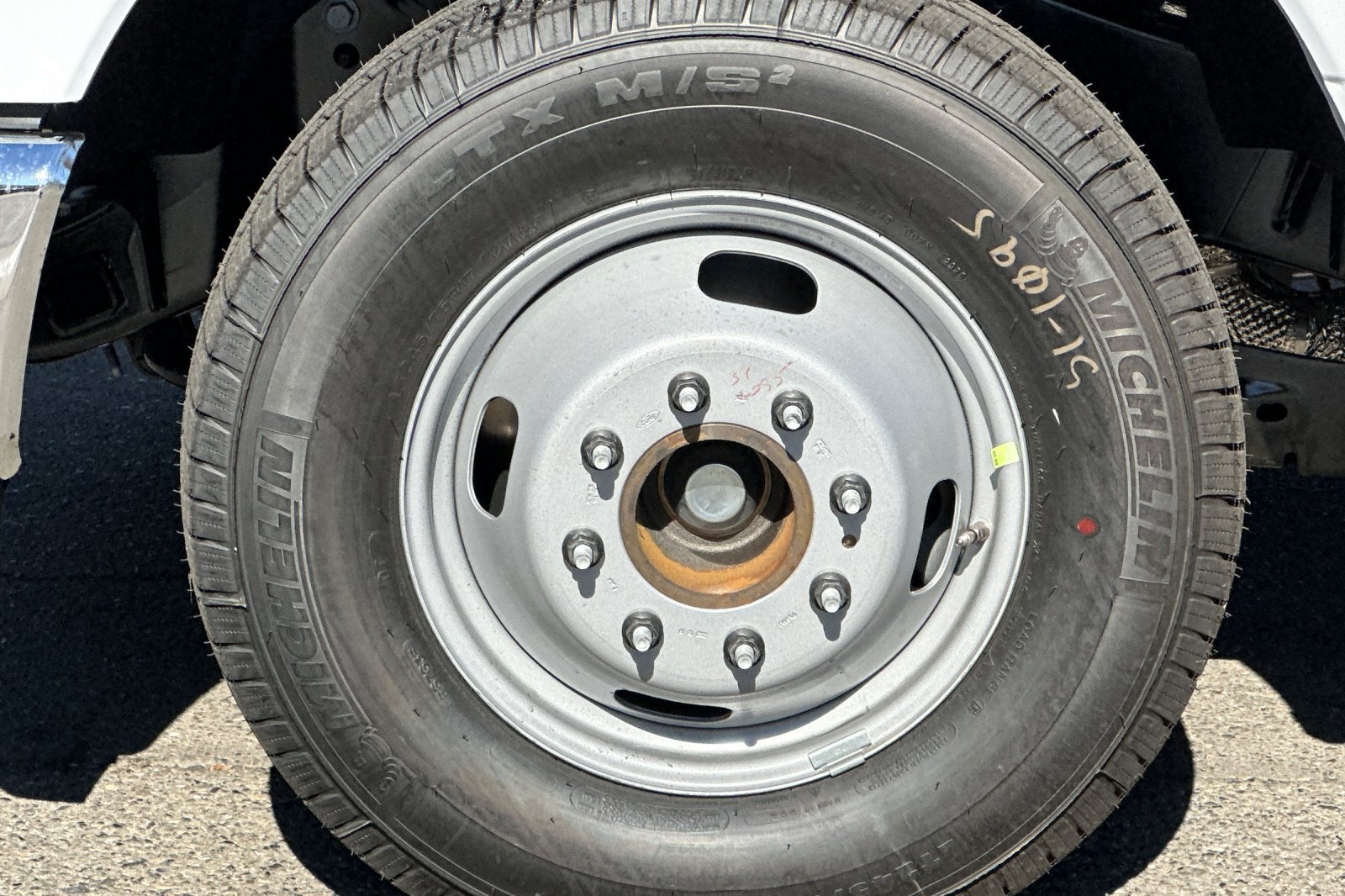 2027 Ford F-350SD XL DRW