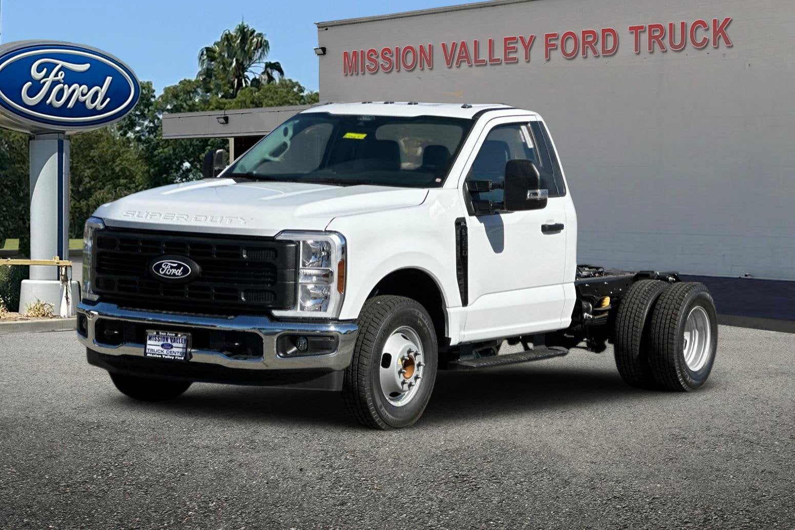 2027 Ford F-350SD XL DRW