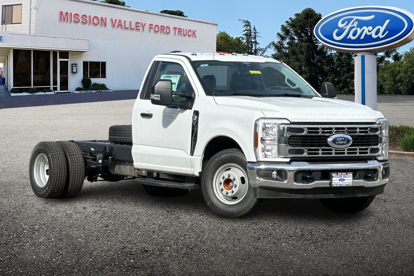 2026 Ford F-350SD XL DRW