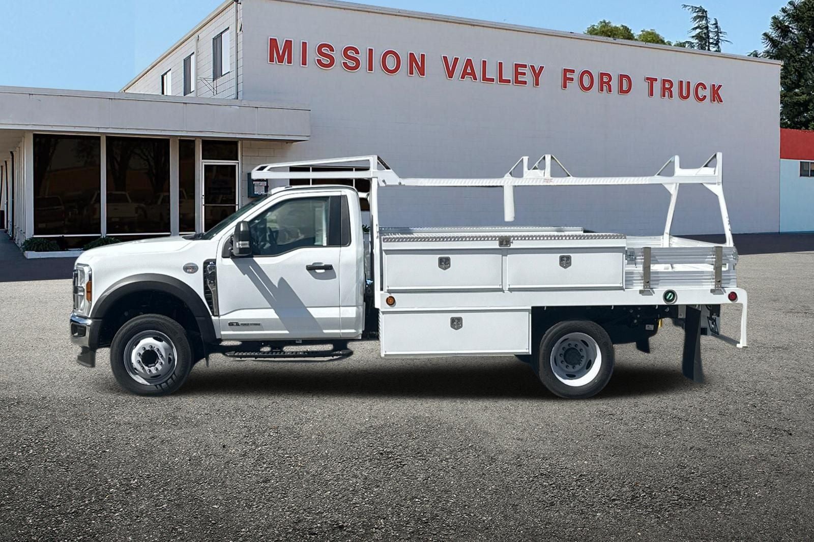2026 Ford F-450SD XL DRW 2D Standard Cab 12' Scelzi Contractor Body