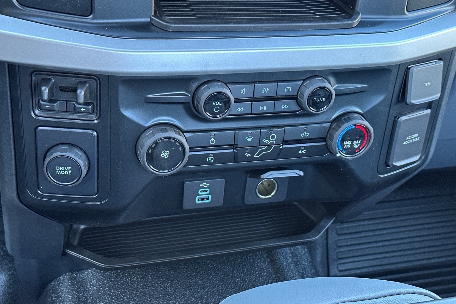 2024 Ford F-450SD XL DRW 2D Standard Cab/Cab & Chassis