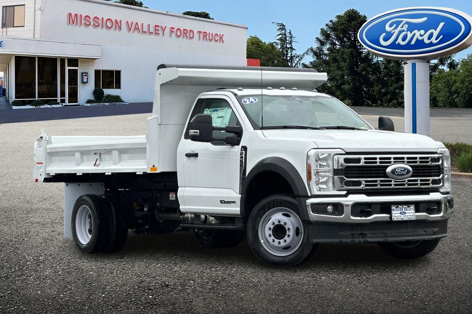 2024 Ford F-450SD XL DRW Rugy 2/3 Yard Dump Body
