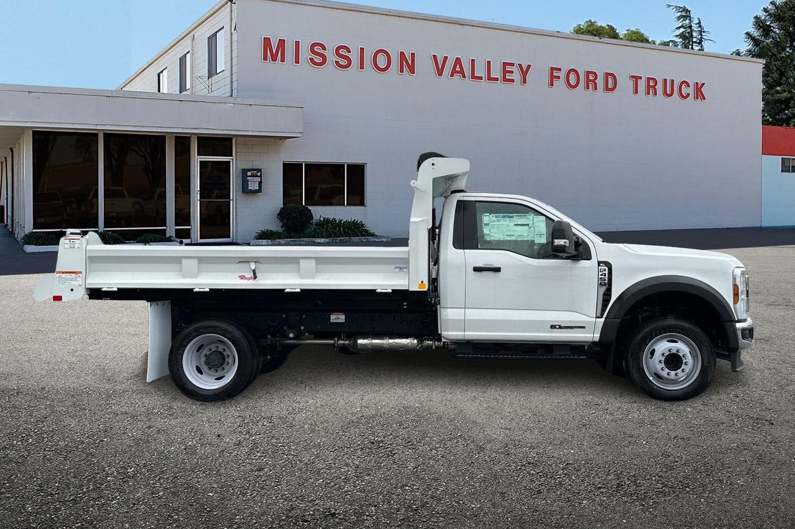 2024 Ford F-450SD XL DRW Rugy 2/3 Yard Dump Body