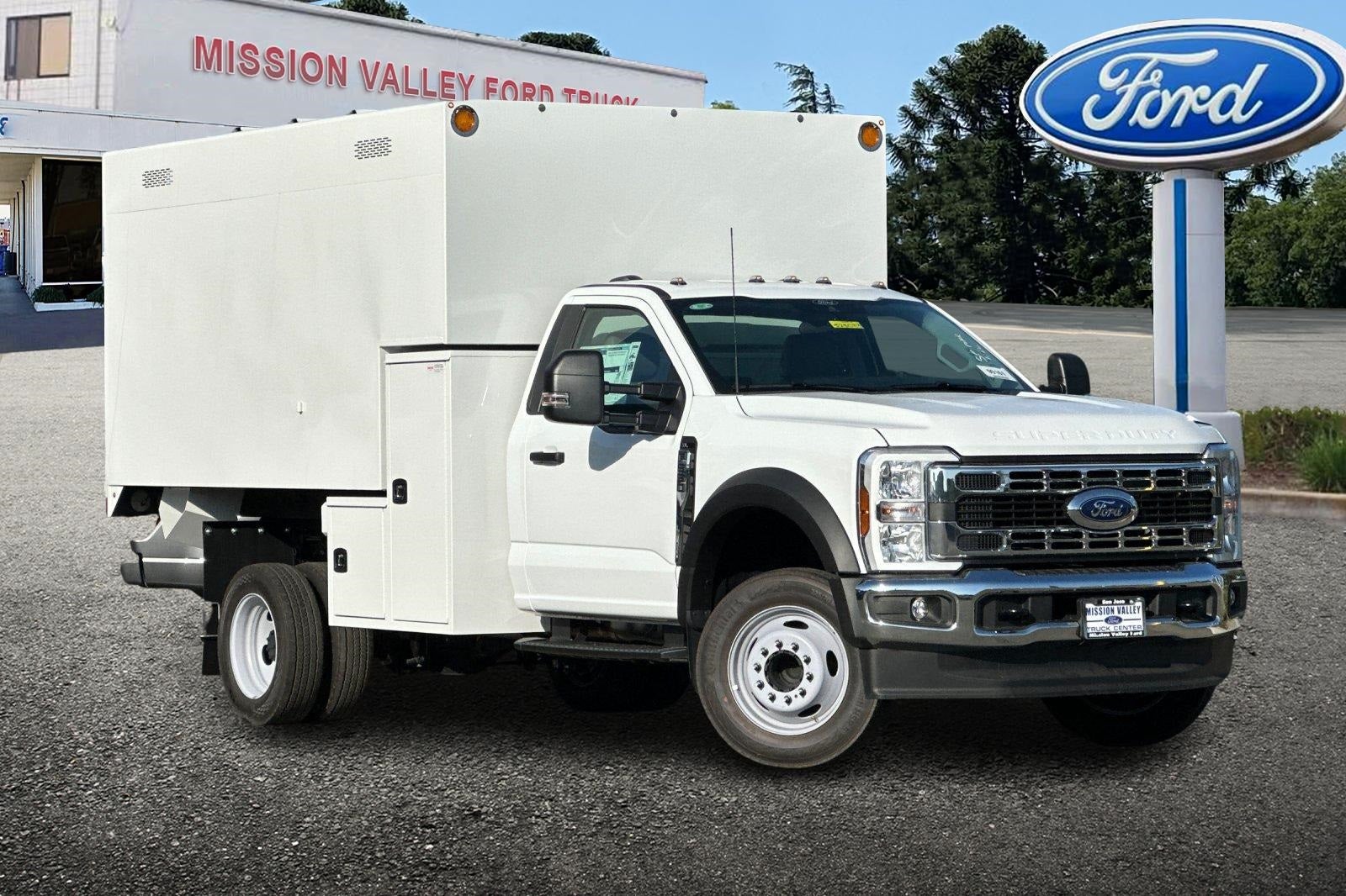 2025 Ford F-550SD XL DRW 16' Knapheide Chipper Body