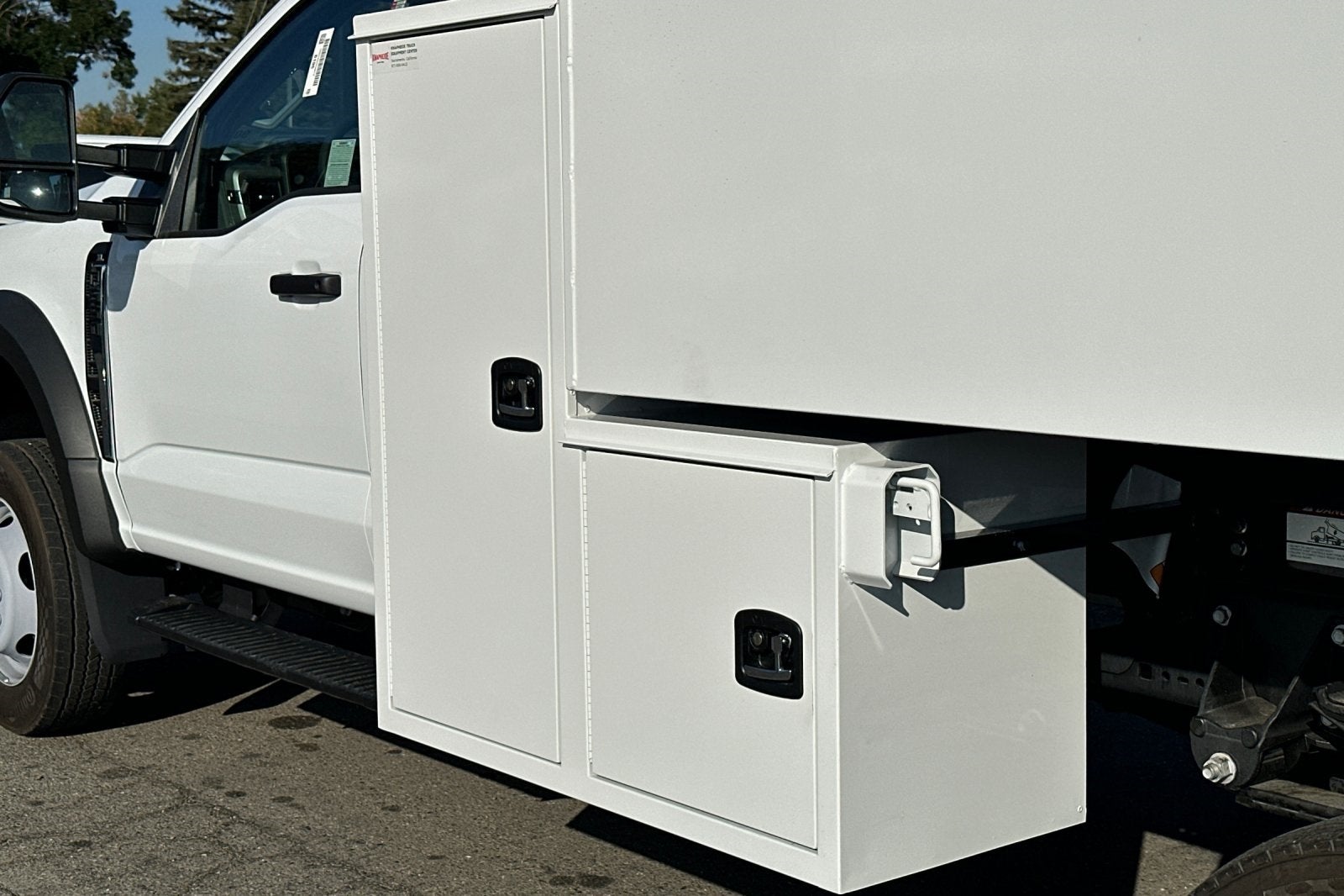 2025 Ford F-550SD XL DRW 16' Knapheide Chipper Body