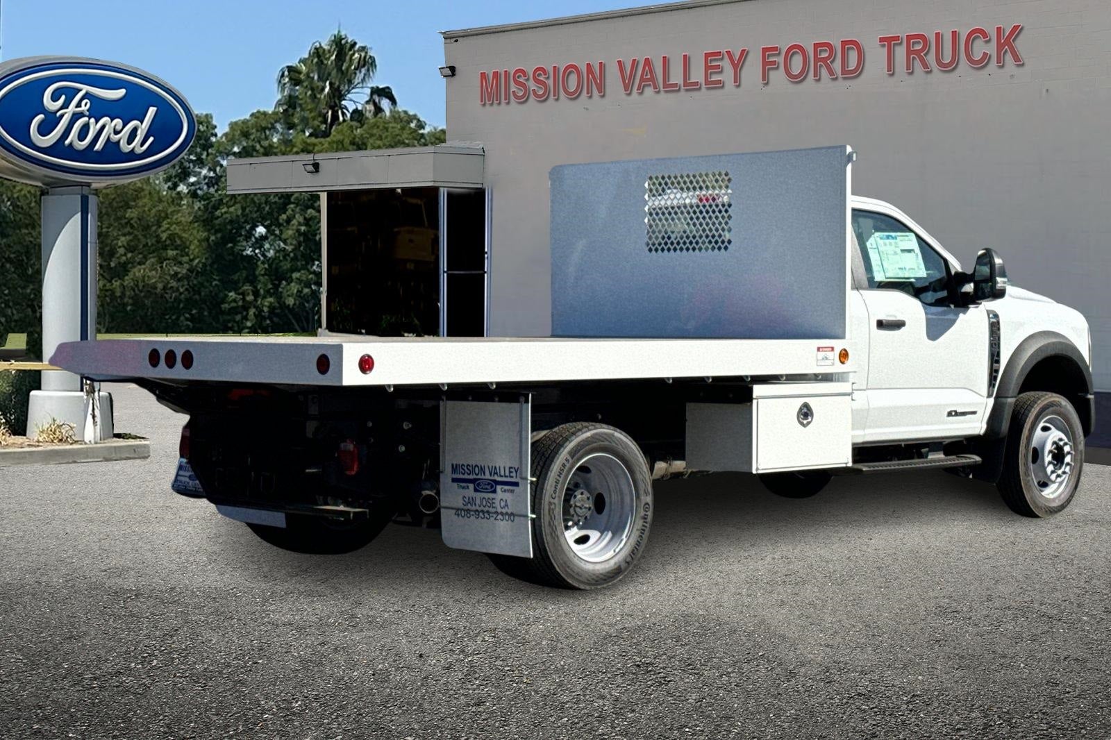 2024 Ford F-550SD XL DRW 12' Royal Flatbed Dump Body