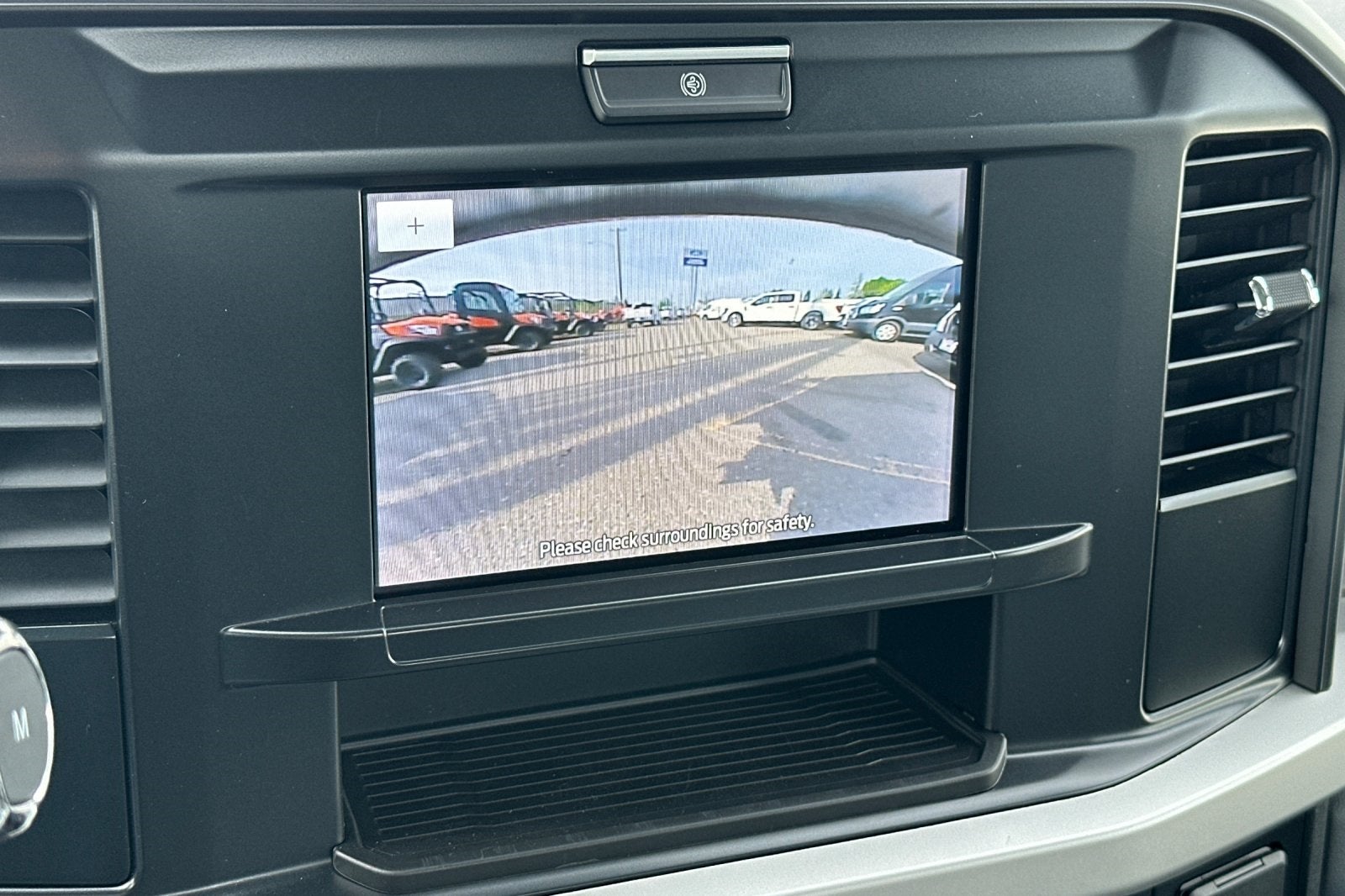 2025 Ford F-550SD DRW 2/3 Yard Dump Body