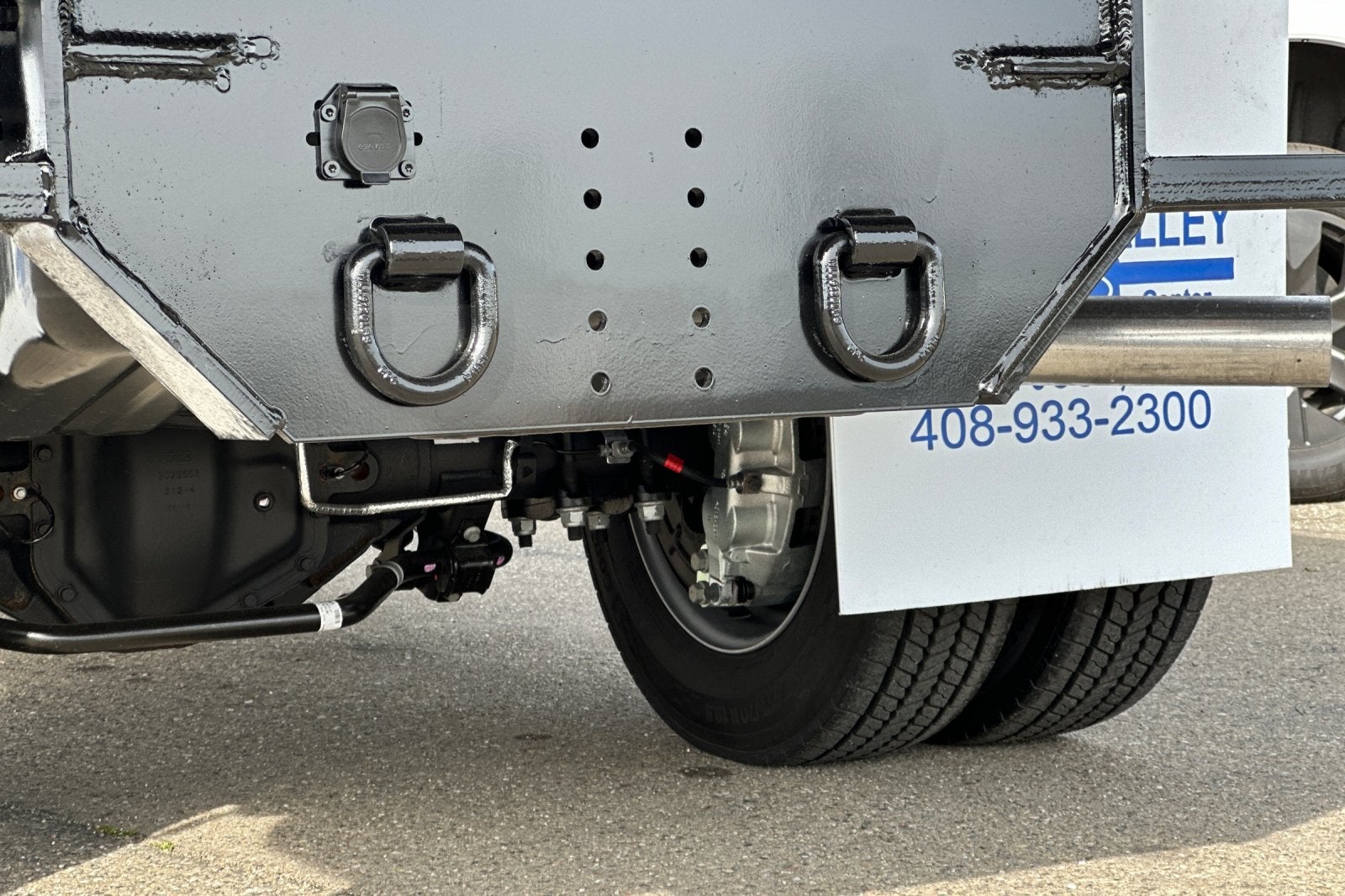 2025 Ford F-550SD DRW 2/3 Yard Dump Body