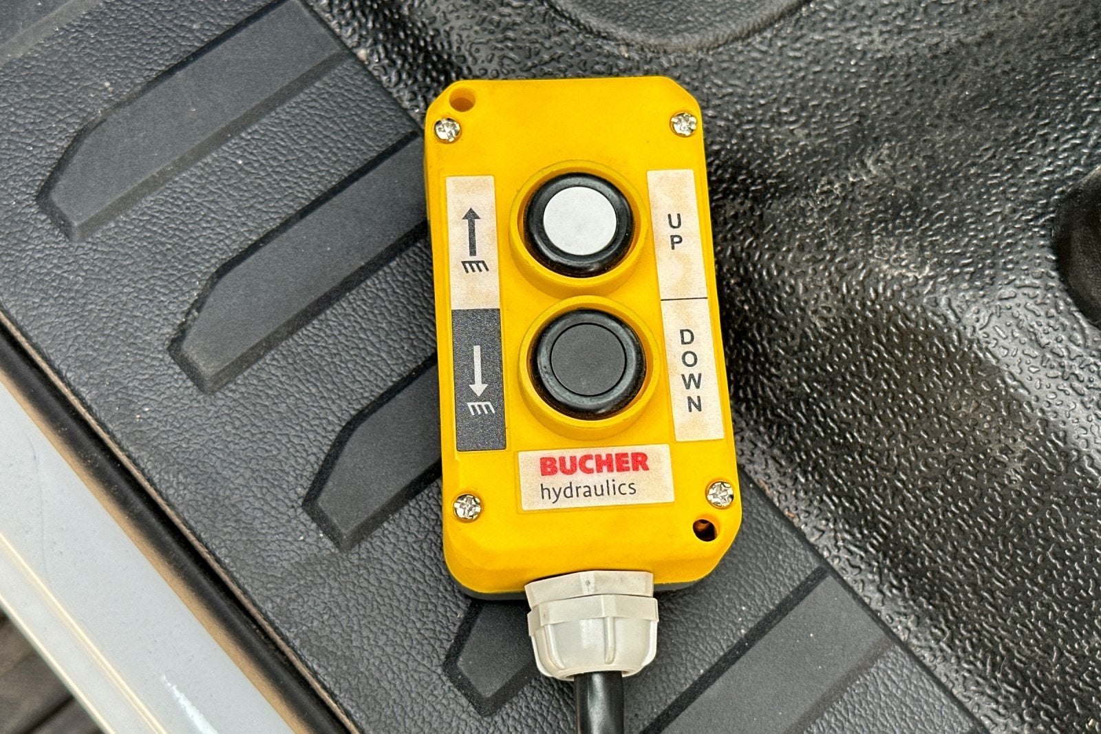 2025 Ford F-550SD DRW 2/3 Yard Dump Body