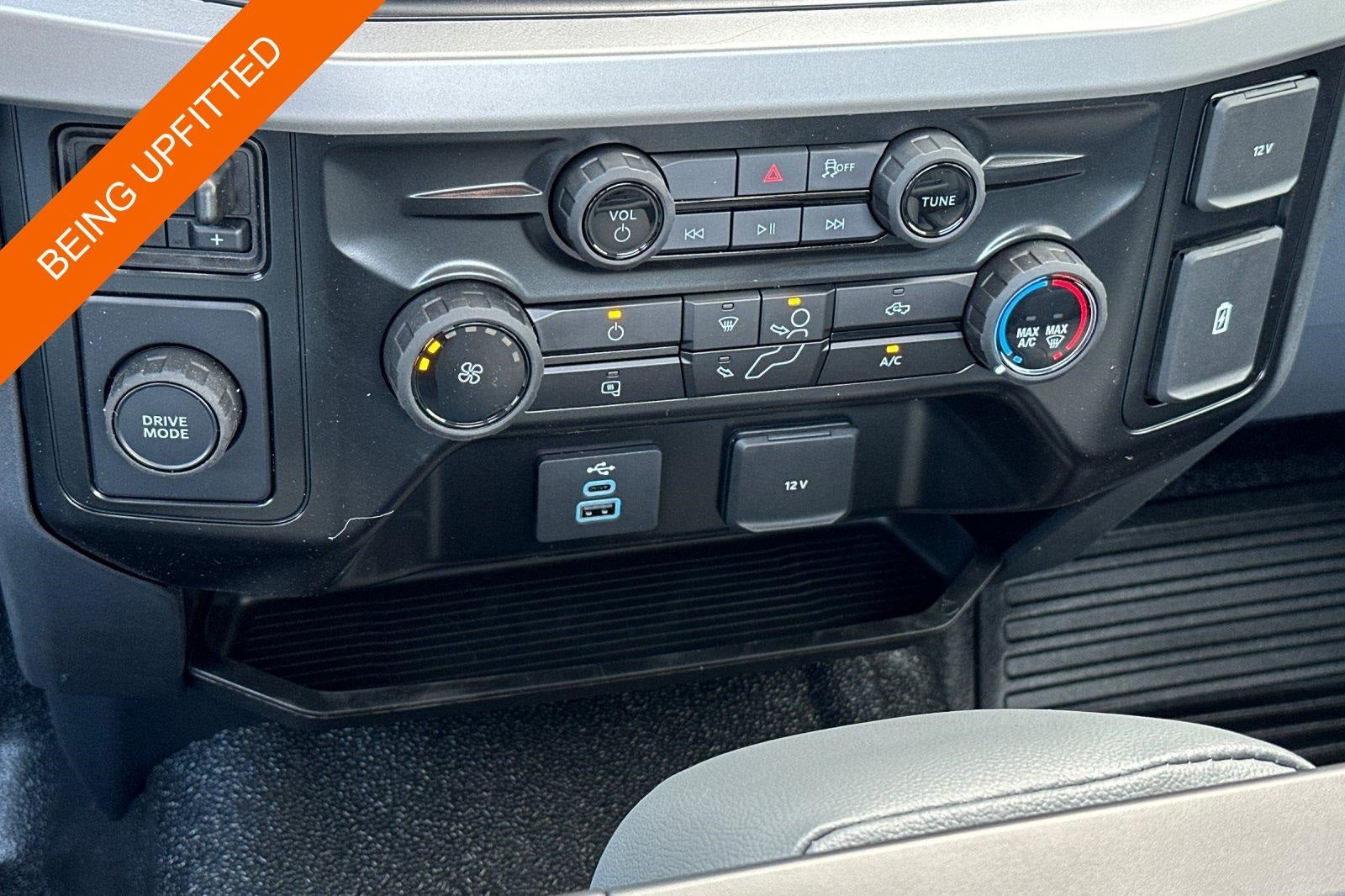 2025 Ford F-550SD XL DRW 14' Rugby Landscape Dump