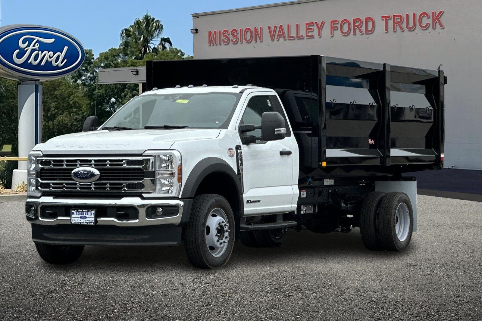 2025 Ford F-550SD XL DRW 14' Rugby Landscape Dump