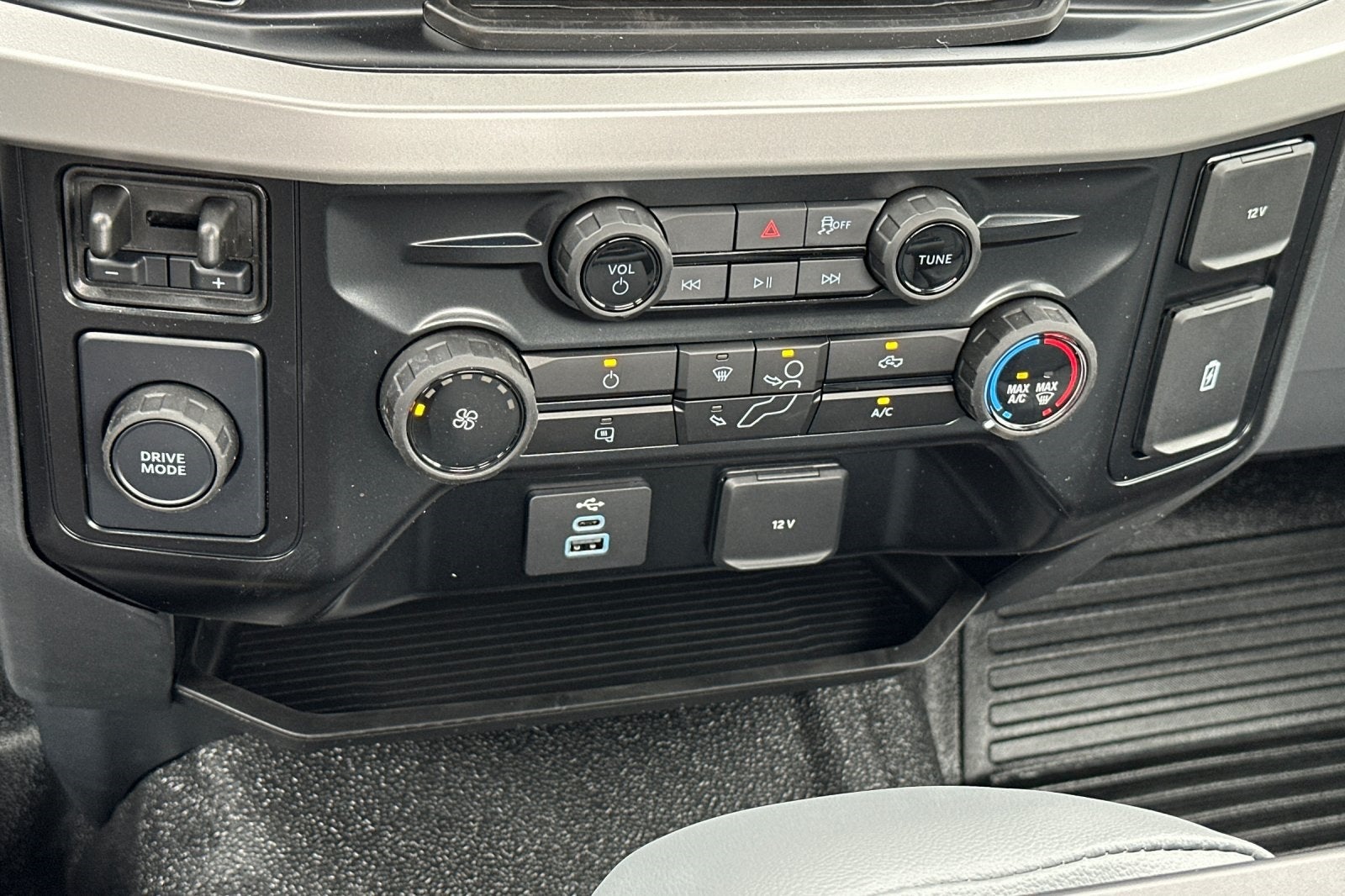 2025 Ford F-550SD XL DRW