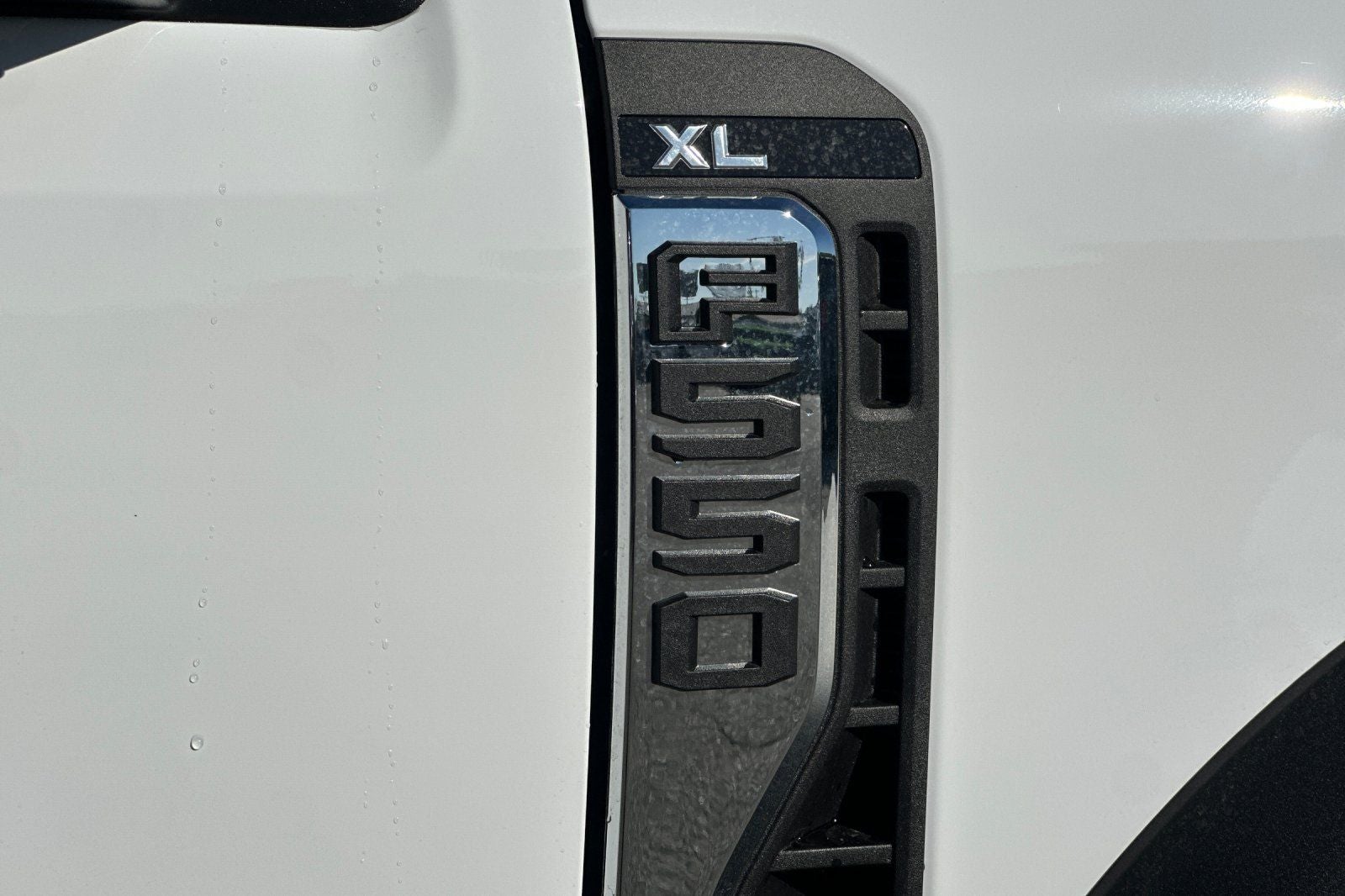 2026 Ford F-550SD DRW