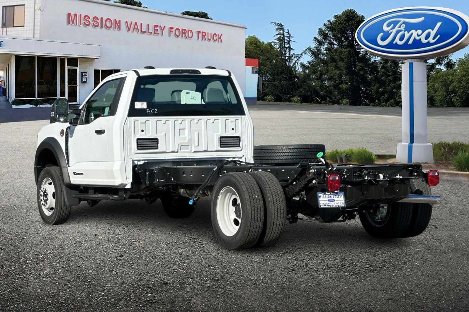 2026 Ford F-550SD DRW