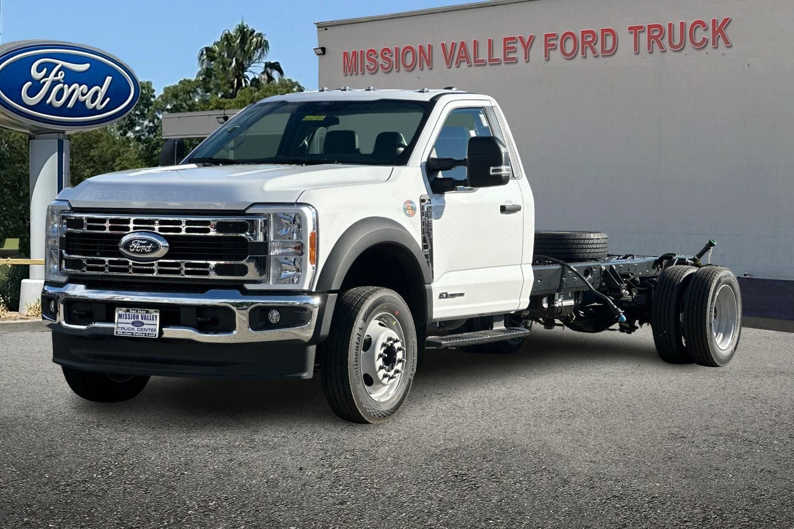 2026 Ford F-550SD DRW