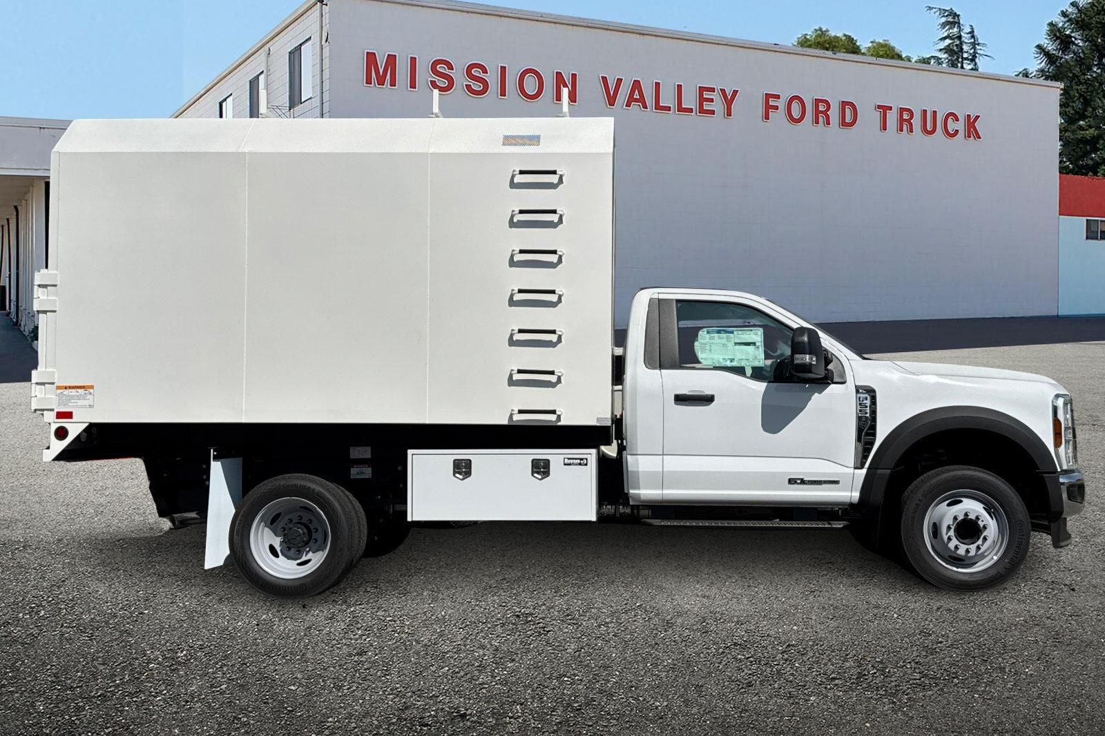 2026 Ford F-550SD XL DRW 2D Standard Cab 12' MVFT Chipper Box Body