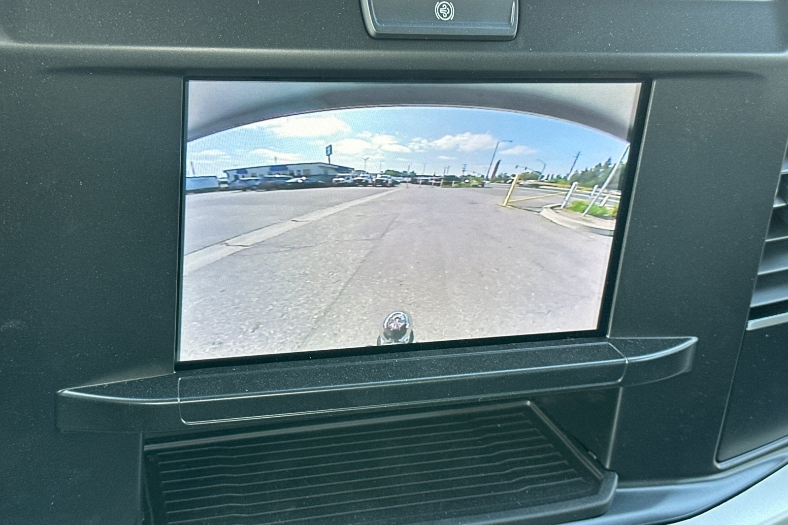 2025 Ford F-550SD DRW 2D Standard 2/3 Yard Dump