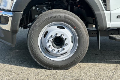 2025 Ford F-550SD DRW 2D Standard 2/3 Yard Dump