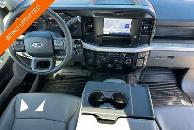 2025 Ford F-550SD DRW 2D Standard 2/3 Yard Dump