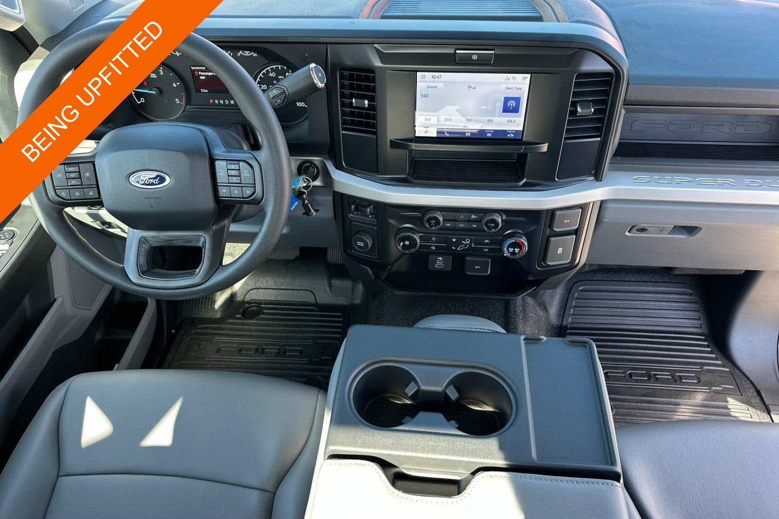 2025 Ford F-550SD DRW 2D Standard 2/3 Yard Dump