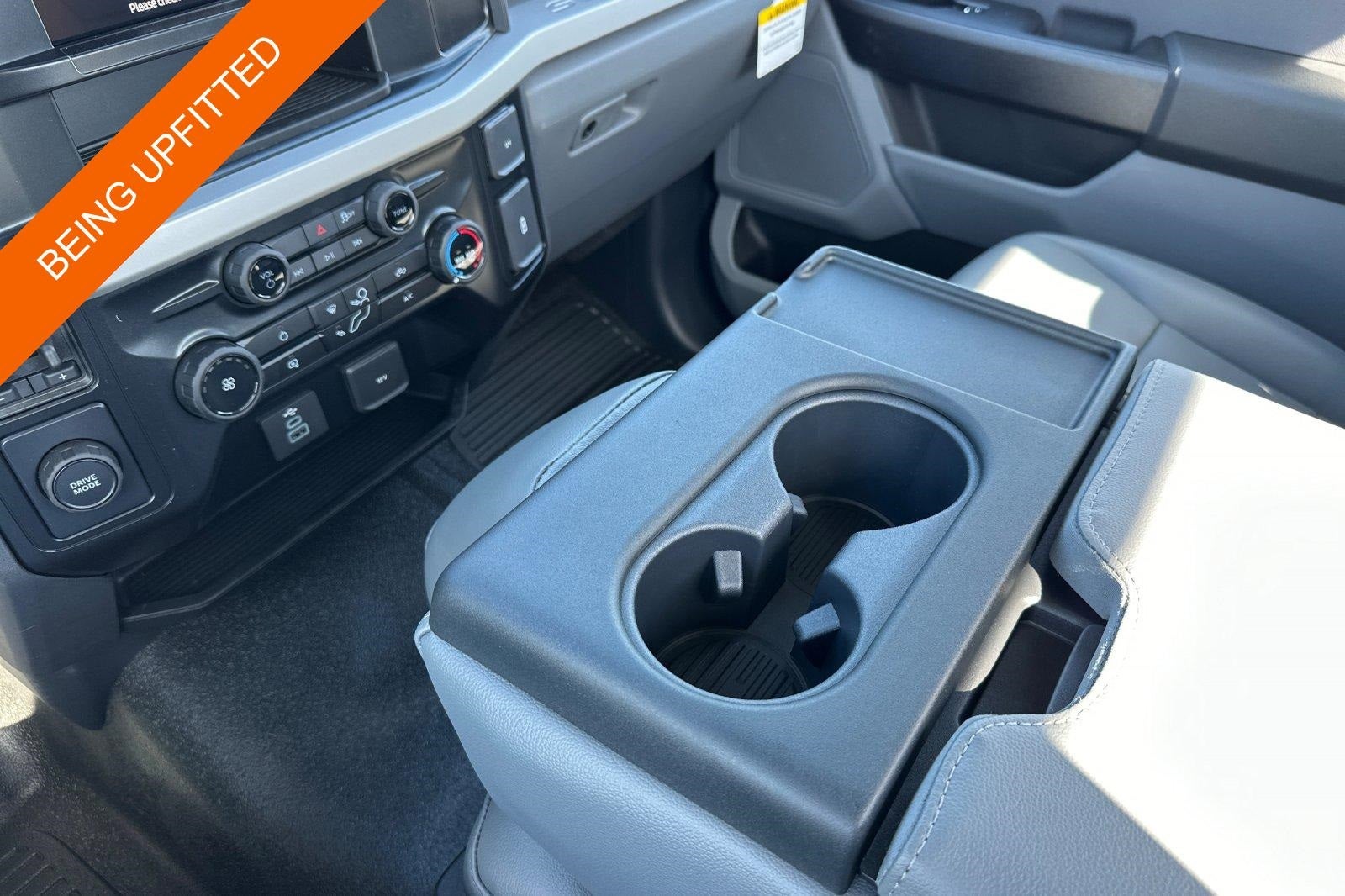 2025 Ford F-550SD DRW 2D Standard 2/3 Yard Dump