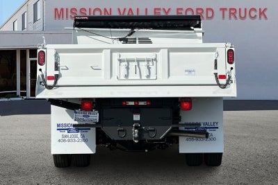 2025 Ford F-550SD DRW 2D Standard 2/3 Yard Dump