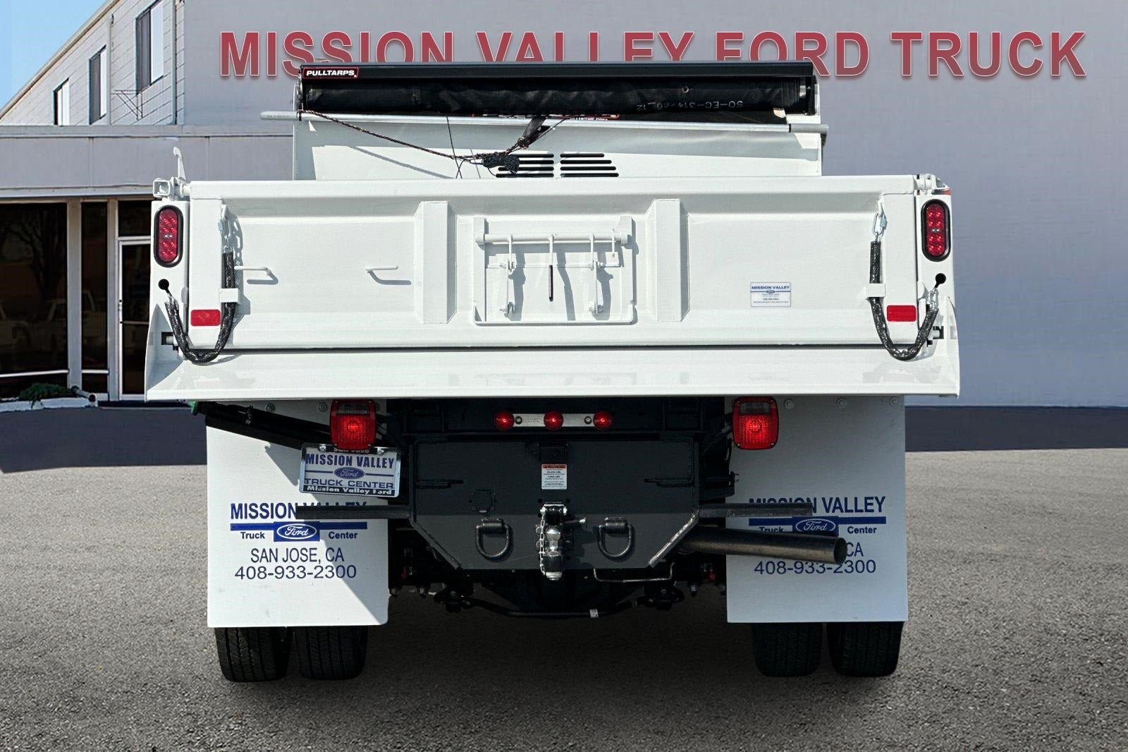 2025 Ford F-550SD DRW 2D Standard 2/3 Yard Dump