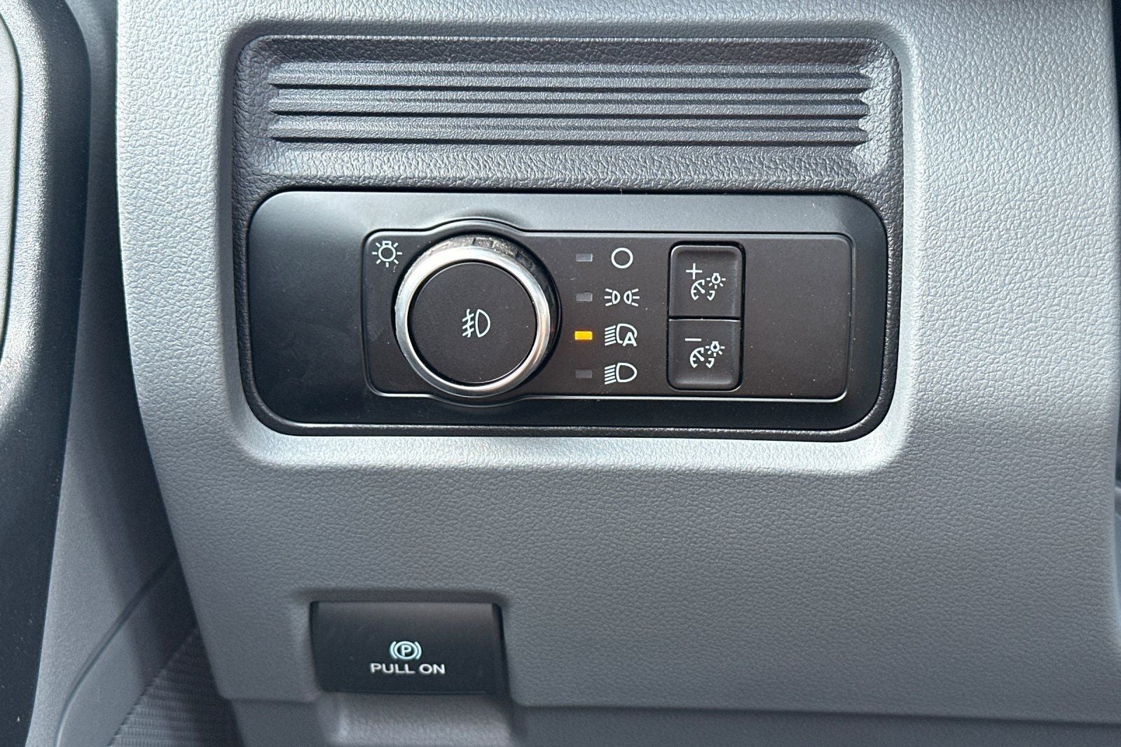 2025 Ford F-550SD XL DRW 2D Standard Cab 12' Chipper Body