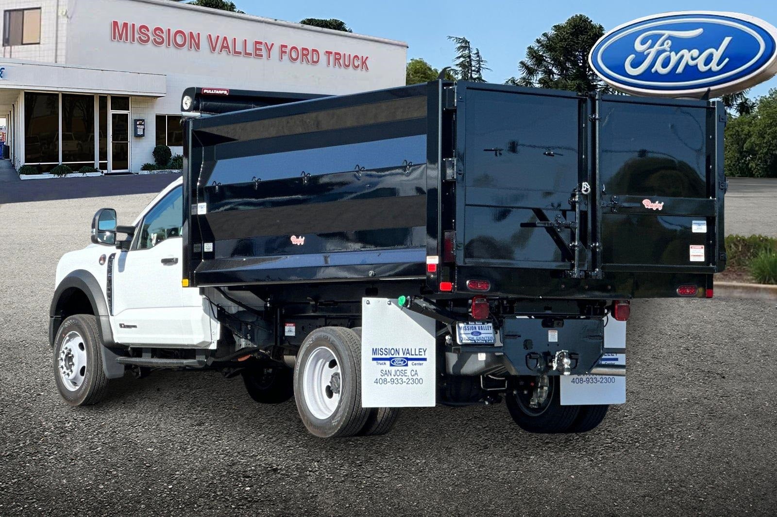 2025 Ford F-550SD DRW 2D Standard Cab/Cab & Chassis 12' Landscape Rugby Dump