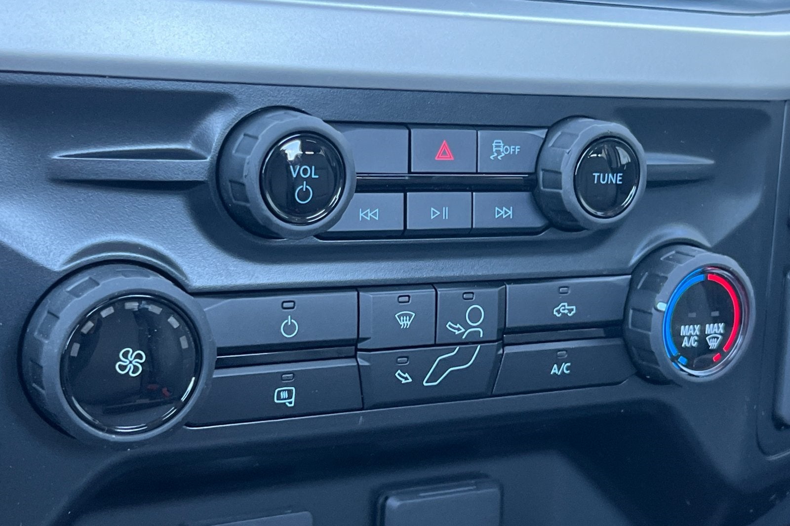 2025 Ford F-550SD XL DRW 2D Standard Cab/Cab & Chassis