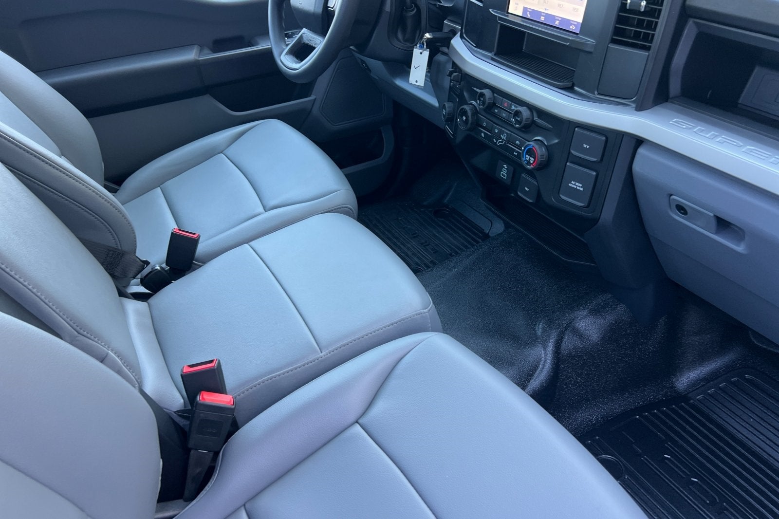 2025 Ford F-550SD XL DRW 2D Standard Cab/Cab & Chassis