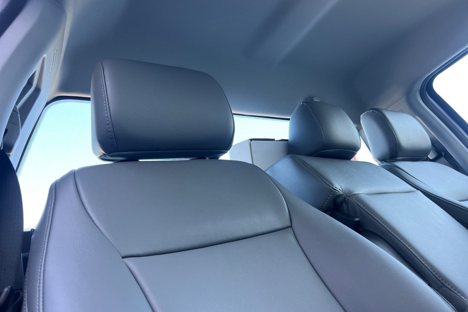 2025 Ford F-550SD XL DRW 2D Standard Cab/Cab & Chassis